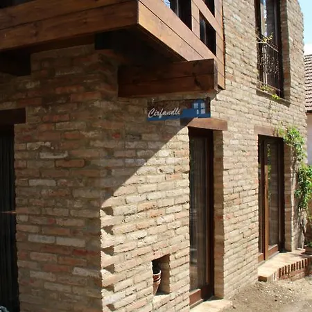 Cirfandli Vendeghaz Πετς